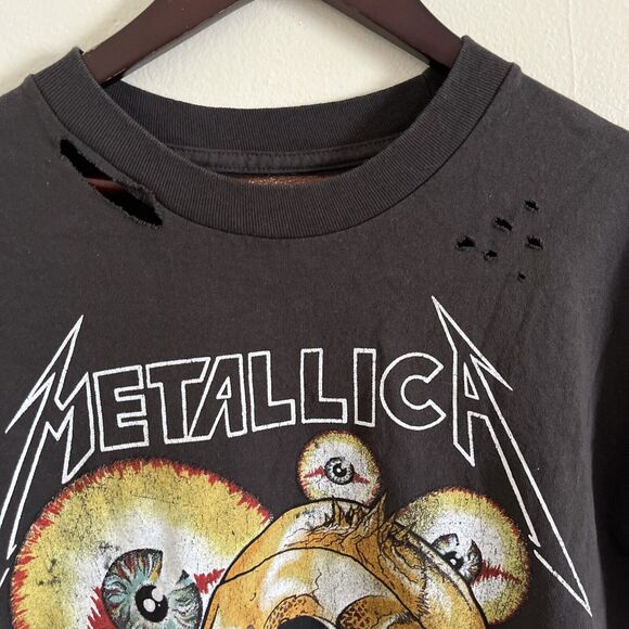 Upcycled Metallica Graphic Tee Chains M - Picture 2 of 11